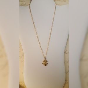 •NEW•⚜️ Fleur De Lis Pendant with Chain ⚜️